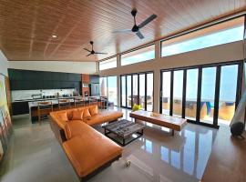 Black Sands Villas Caliana Beachfront, hotel di Tianyar