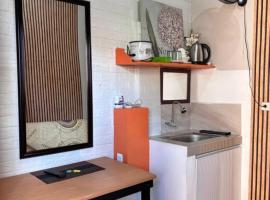 Villa Seresa Transient Room A, hotel en Pagsanjan