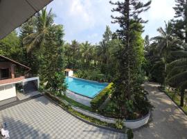Mazra Retreat، فندق في كوشالناغار