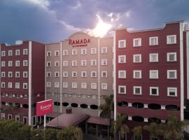 Ramada by Wyndham CDMX Perinorte, готель у Мехіко