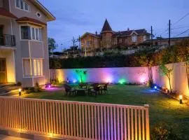 Seravon Stay Paying Guest House