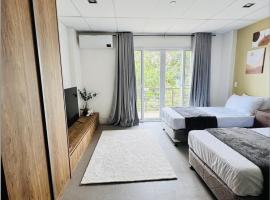 Balulang में, होटल Smart Condominium Minimalist and Stylist Unit at 412