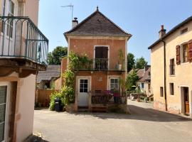 Le gîte des lauriers à Cormatin, hotel i Cormatin