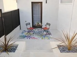 Studio du port avec jardin privé