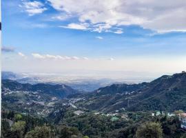 The Three Oaks Boutique Hotel, hotel en Mussoorie