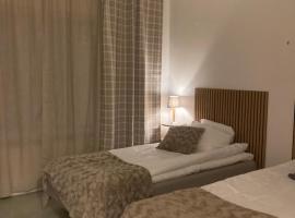 Systemairhallen Bed&Breakfast โรงแรมในSkinnskatteberg