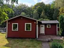 Skogsnära boende i Ludvigsborg โรงแรมในLudvigsborg