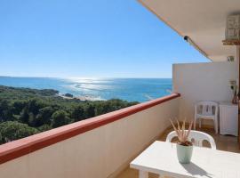 Appartamento Fronte Mare con Balcone Vista Panoramica a Rivabella-Gallipoli, hotel a Rivabella