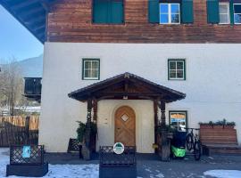 Dolomite Home, hotel en Villabassa