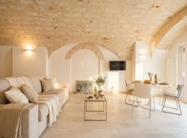 Palazzo Della Tore 001-Elegant Historic Escape, hotel a Torre a Mare