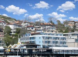 Lotos Hotel, hotel sa Balchik