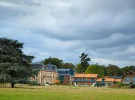 Chateau le Quesnoy