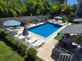 Perfectly Located Holiday Stay in Side Walking Distance to the Beach, отель в Манавгате