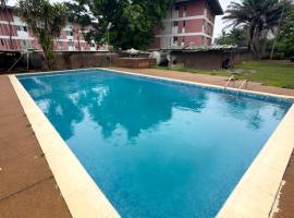 Appartement zone 4 - Bietry, hotel en Abiyán