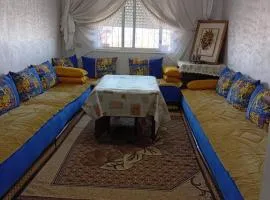 Adorable Apartamento a 8 Min del Aeropuerto de Casablanca,WiFi Ultra Rapido y Parking Gratis