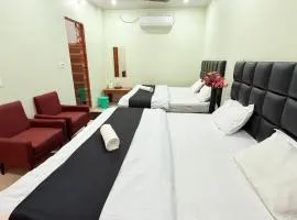 Hotel Blessing Inn & Restaurant