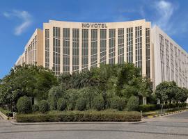 Novotel New Delhi Aerocity, hotel Újdelhiben