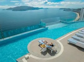 The AMG Suites Bayfront