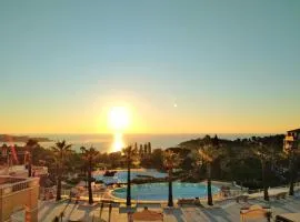 Magnifique vue sur la Méditerranée ! votre séjour d'exception vous attend