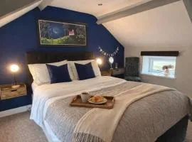 Charming Shepherd's Cottage, Pets Welcome,Parking