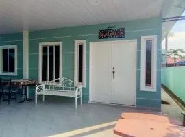 Fatima' Homestay