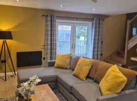 Luxury Cosy Snug for up to 4 guests