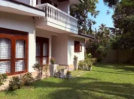 Cozy Home 15 mins from Colombo Airport