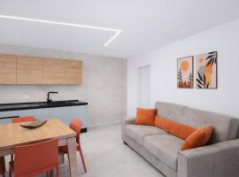 Davs Home Appartamento per 4 a Lentini con WiFi Self Check in, Hotel in Lentini