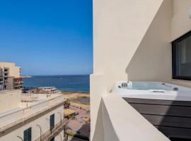 Sliema Seaview 4BD Apartments & Penthouse with Jacuzzi, Hotel in Sliema