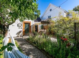 Villa house in Son Old Town - Oslo Fjord, hotel v destinaci Vestby