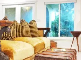 Spacious Estate Home Country Club Pool & Patio