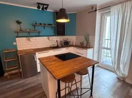 ZABRSKA l Studio 15 & 17