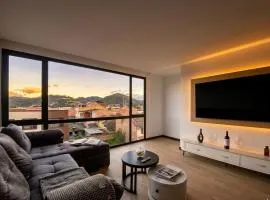 Departamento de lujo con piscina y terraza