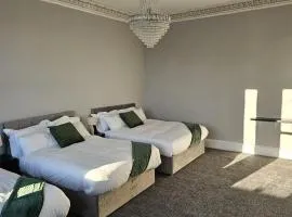 Edinburgh City Hotel