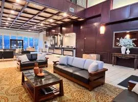 Ramada by Wyndham Tukwila Southcenter