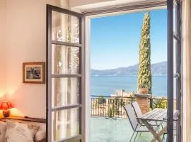 Villa Maria Lake View,450 mt dal centro, parcheggio privato