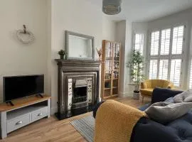 Stylish Home Near Manchester - Altrincham