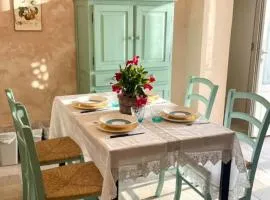 Design e relax a Scicli, cortile privato, AC