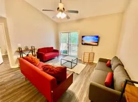 Corporate Suite Top Floor Loft with Garden View