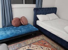 Comfortable Private Room, khách sạn ở Toronto
