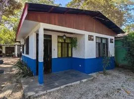 Howler Monkey Sunset House - 200 mts de la Playa