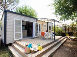 Mobil home, animaux OK - 8 pers. - API-1-52-2419, Hotel in Joyeuse
