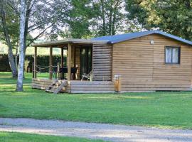 Chalet chaleureux, animaux acceptés - 7 pers. - API-1-52-2456, Hotel in Sauxillanges