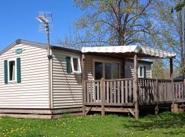 Mobil-home animaux OK - 6 pers. - API-1-52-2418、Pléauxのホテル