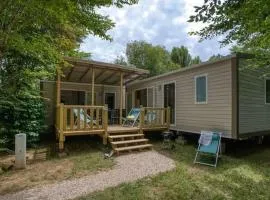 Mobil home, animaux admis - 10 pers. - API-1-52-2466