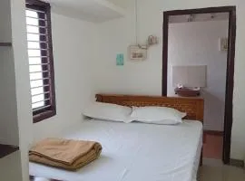 Kumaran Residency Home Stay