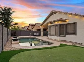 Sunny Poolside Golf Haven Heated Pool 4Bed 2Bath