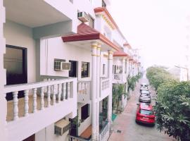 Hotel Kridha Residency - Opposite Prem Mandir Vrindavan, хотел в Матура