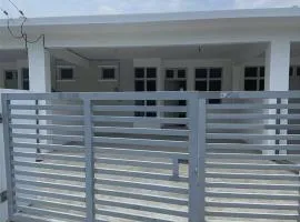 Homestay Taman Tiara Paka Fasa 3 Full AC Coway Unify and Netflix