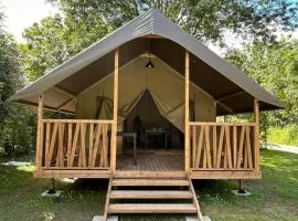 Tente confortable - 4 pers. - API-1-52-2628